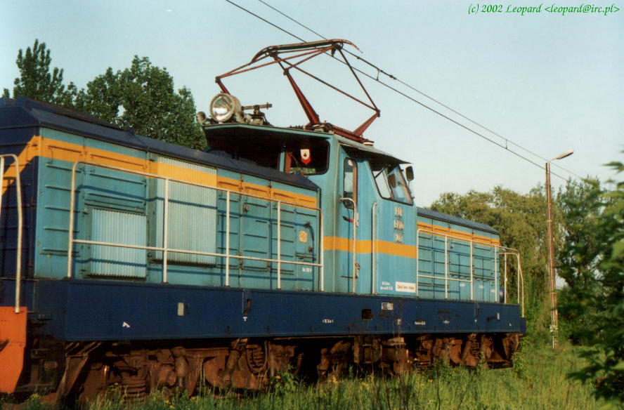 EM10-102